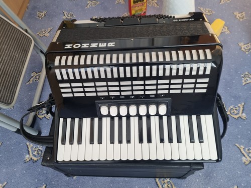 Hohner student accordion - hohner,