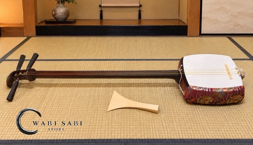 Japanese shamisen practice - japanese,