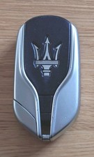 GENUINE VIRGIN MASERATI 4 BUTTON REMOTE SMART KEY FOB, GHIBLI / LEVANTE ID46 433