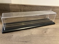 Display Case with track for OO Model Loco Hornby - Lima - Bachmann. 38x9x10cm.