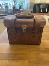 Vintage tan leather camera Kali-Bag for Graflex medium format cameras, others