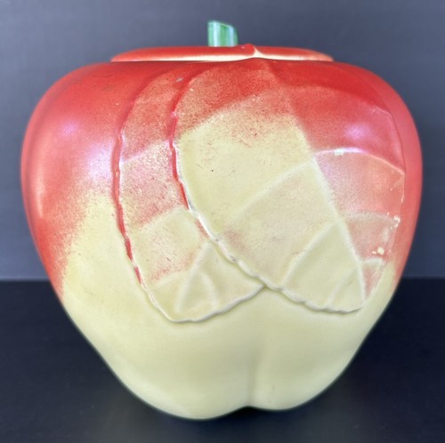 Hull pottery blushing apple - pottery,