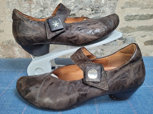 Think aida brown leather mary - think!,