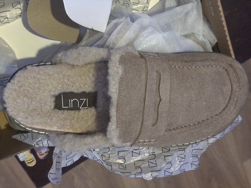 Brand new footwear size - new,