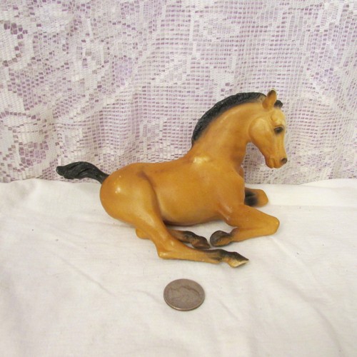 Vintage breyer laying down - vintage,