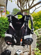 Ladies Aqualung Pearl BCD Size M/L