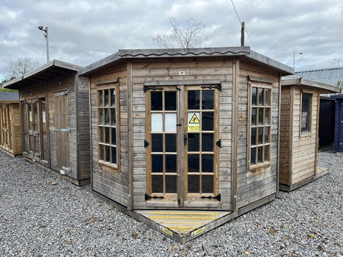 Corner pent summerhouse - x,