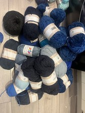 Job Lot Bundle mixed random blue shades Knitting Yarn 1000g