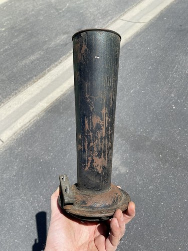 Vintage single horn - horn, boat