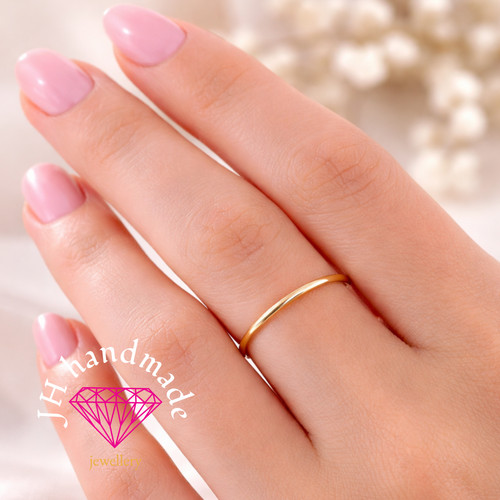 9ct solid gold - 9ct,