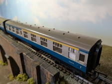 Hornby R728 Intercity Coaches
