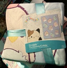Squishmallows Snuggle Throw