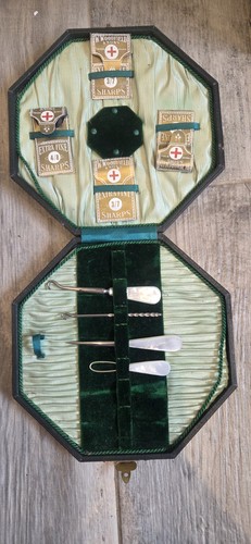 Antique travel sewing kit - sewing, late