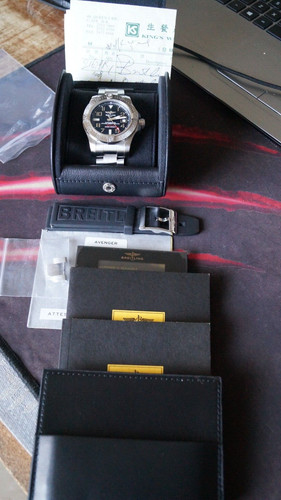 Breitling avenger black - breitling, ii