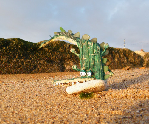 Coastal croc sculpture - coastal, [sculpture]