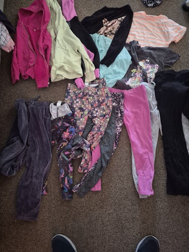 Bundle items of girls - items,