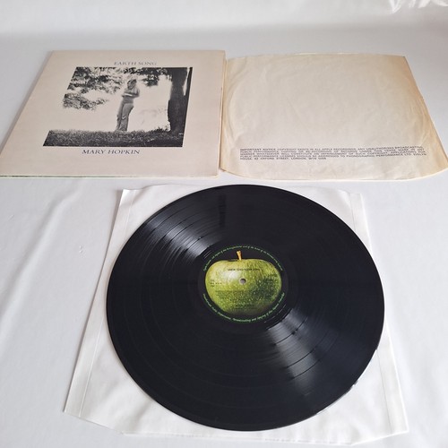 Mary hopkin earth song - hopkin,