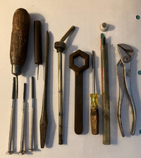 JOB LOT VINTAGE SMALL HAND