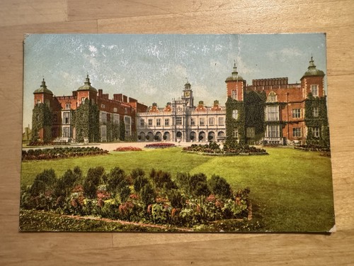 Postcard hatfield house - hatfield,