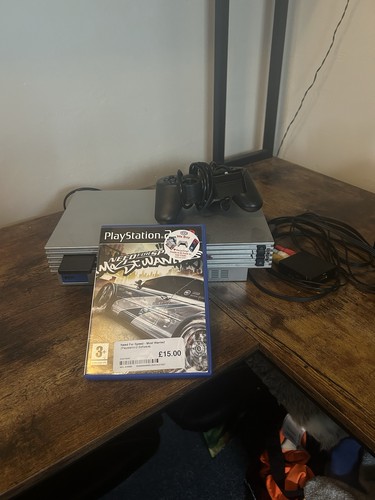 Ps2 playstation console - 2, with