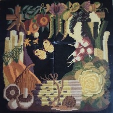 Elizabeth Bradley  16 x 16