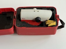 Leica NA724 Optical Level with