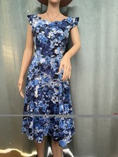 Hearts & Roses Women’s Floral Dress In Beautiful Blue Colour. S14