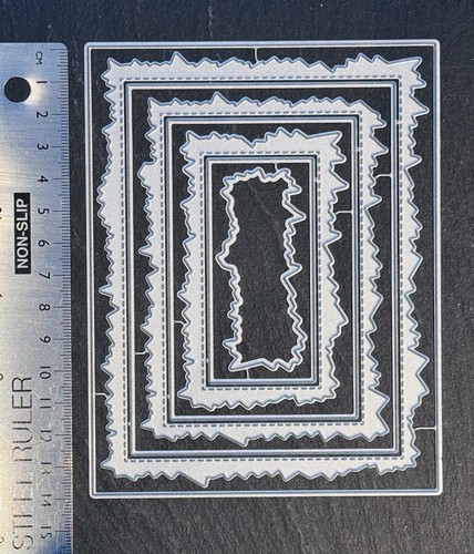 Set metal dies square - of, 8