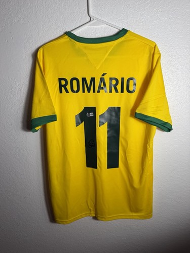 Romario signed brazil 11 - romario,