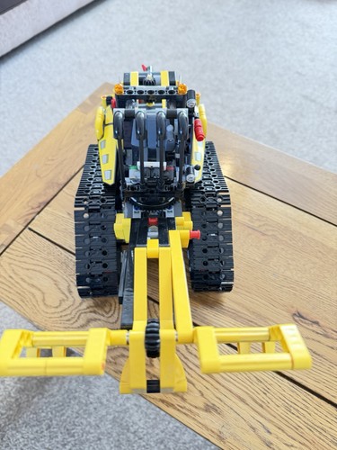 Lego technics 42094 tracked - lego,