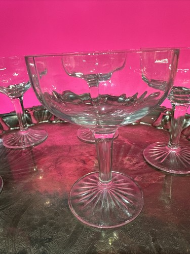 Vintage champagne coupe - vintage,