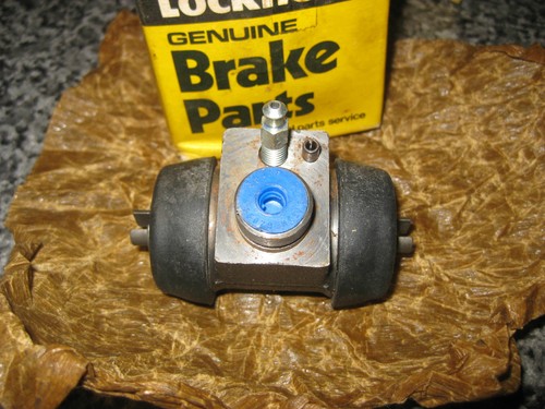 New rear wheel cylinder - rear,