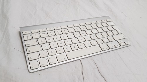 Apple a1314 genuine original - apple,