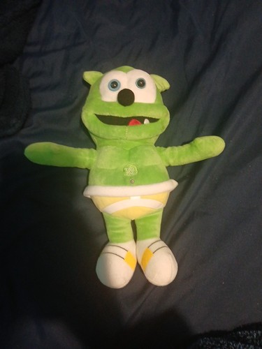 Singing gummy bear - gummy,