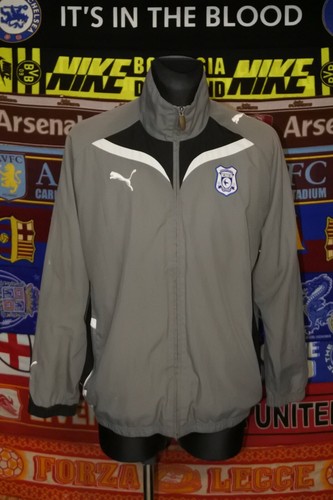 Cardiff city adults m - 4/5,