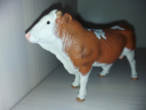 Papo simmental bull - papo,