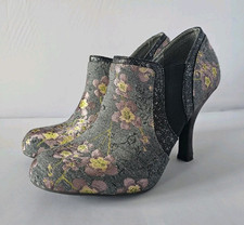 Ruby Shoo Juno in Grey Floral Size 7/40 RARE & GORGEOUS SHOES