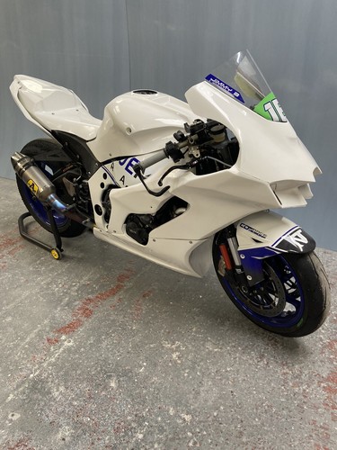 Kawasaki zx10 2021 race - 2021-,