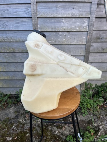 Husqvarna 350 fuel tank - husqvarna,