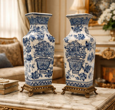 Fine Chinese Porcelain Pair