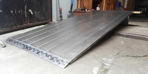 Shipping container ramp 900kg - ramp,,