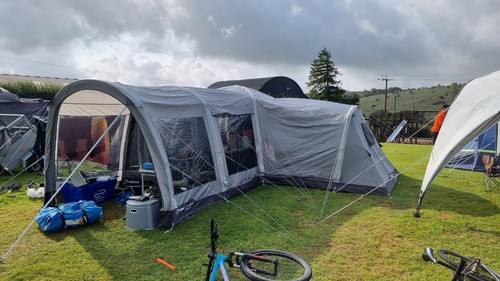 King tents berghaus - -,