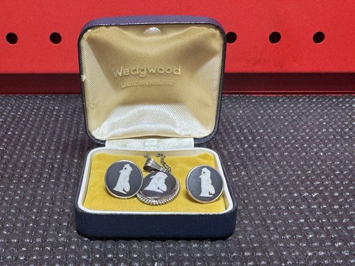 Earrings necklace wedgwood - &,