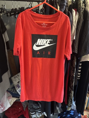 Boys red nike tshirt age - red,