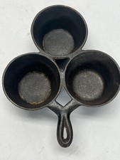 Rare Wagner #2 gem muffin pan