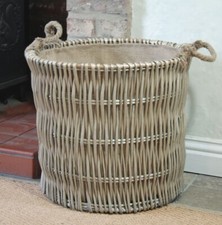 Large round vertical weave