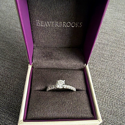 Beaverbrooks 70ct si1 - 0.70ct,