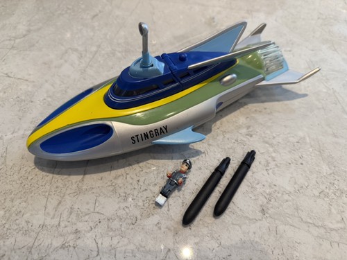 2001 stingray submarine - 2001,
