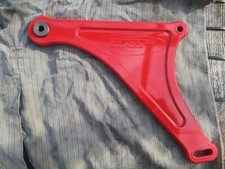 pm tuning exhaust Mounting Bracket In Red for pm 59/84 Brand New