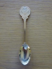 Queen Elizabeth 2 Golden